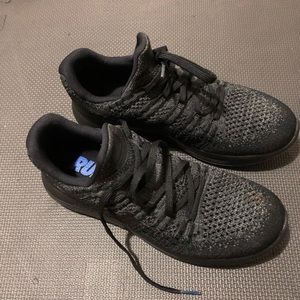 Nike lunarlon women size 8.5